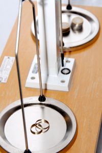 1169458_money_or_mariage_2