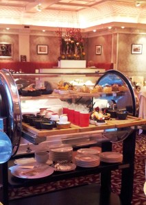 Dessert trolley